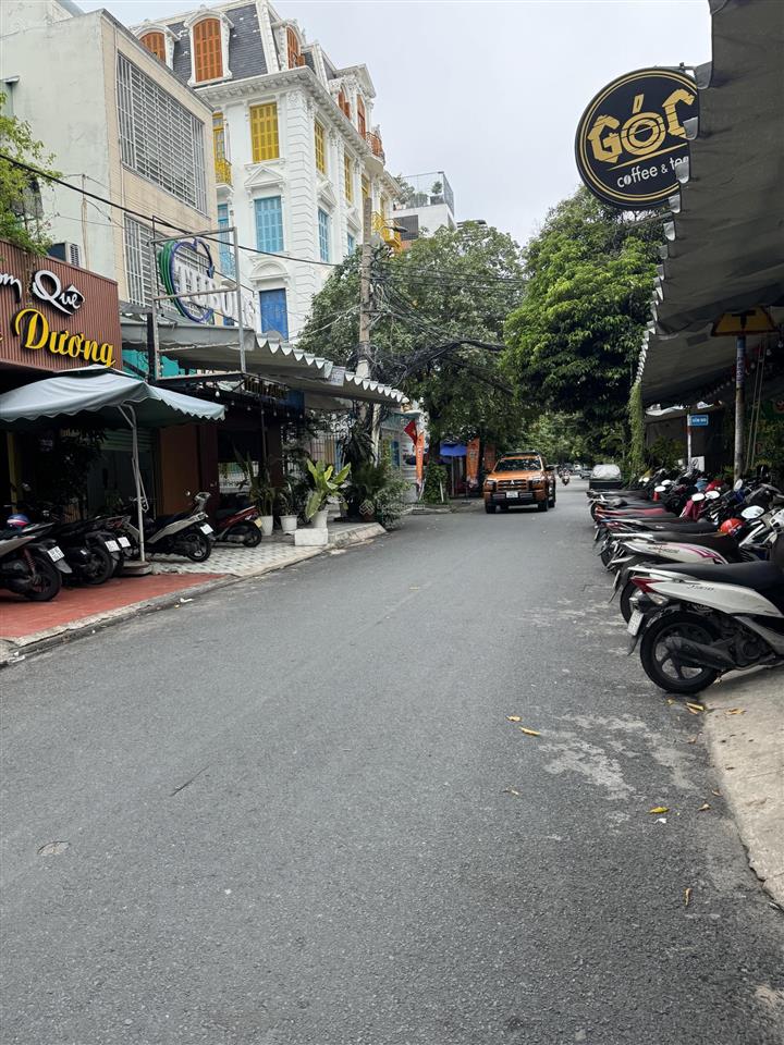 Bán nhà hẻm 62, trương công định, 6,3 tỷ, 50m2 view đẹp  ngang 5 dài 10 xây 4 tầng, 5pn