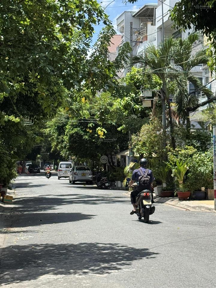 Bán nhà riêng tại hẻm 246, đồng đen, 8,9 tỷ, 66m2, view đẹp