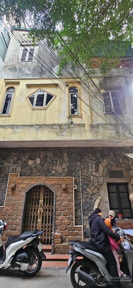 Bán nhà ngõ 72 nguyễn trãi lô góc ô tô tránh kinh doanh giá 9,8 tỷ