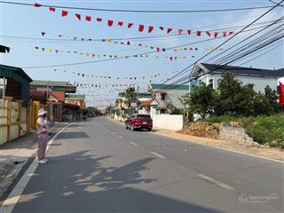 Bán đất trục chính thôn cõi, tam dương, vĩnh phúc 105m, 1tỷ 90, kinh doanh. cổng chính khu cn