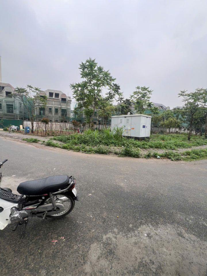 BÁN ĐẤT VÂN CANH – HOÀI ĐỨC – 123,6m² – MT 8.12m – ĐƯỜNG 11M CÓ VỈA HÈ – GIÁ ĐẦU TƯ