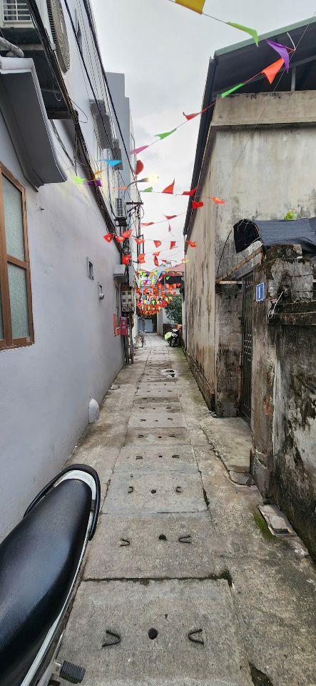 BÁN NHÀ DÂN XÂY VÂN CANH – HOÀI ĐỨC. 37m² x 3Tầng – 2 Mặt ngõ thoáng – Nở hậu – Ôtô đỗ gần