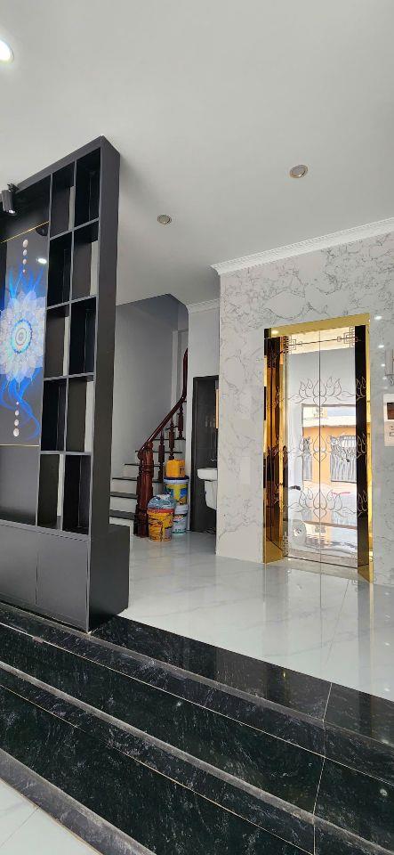 BÁN NHÀ YÊN VĨNH – KIM CHUNG | 54.8m² x 5TẦNG | THANG MÁY | ĐƯỜNG KINH DOANH | ÔTÔ TRÁNH..