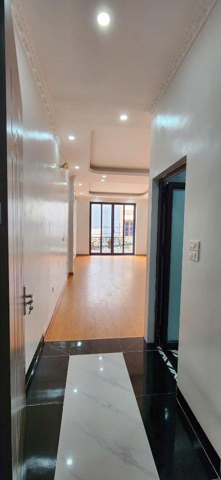 BÁN NHÀ YÊN VĨNH – KIM CHUNG | 54.8m² x 5TẦNG | THANG MÁY | ĐƯỜNG KINH DOANH | ÔTÔ TRÁNH..