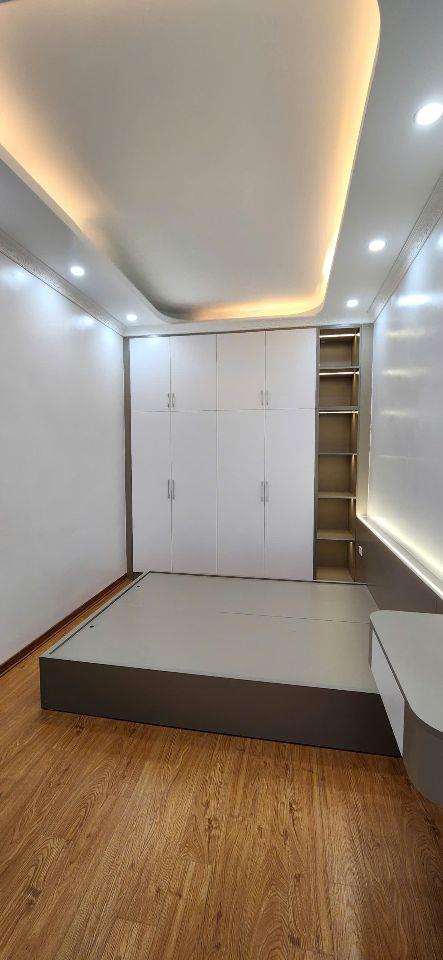 BÁN NHÀ YÊN VĨNH – KIM CHUNG | 54.8m² x 5TẦNG | THANG MÁY | ĐƯỜNG KINH DOANH | ÔTÔ TRÁNH..