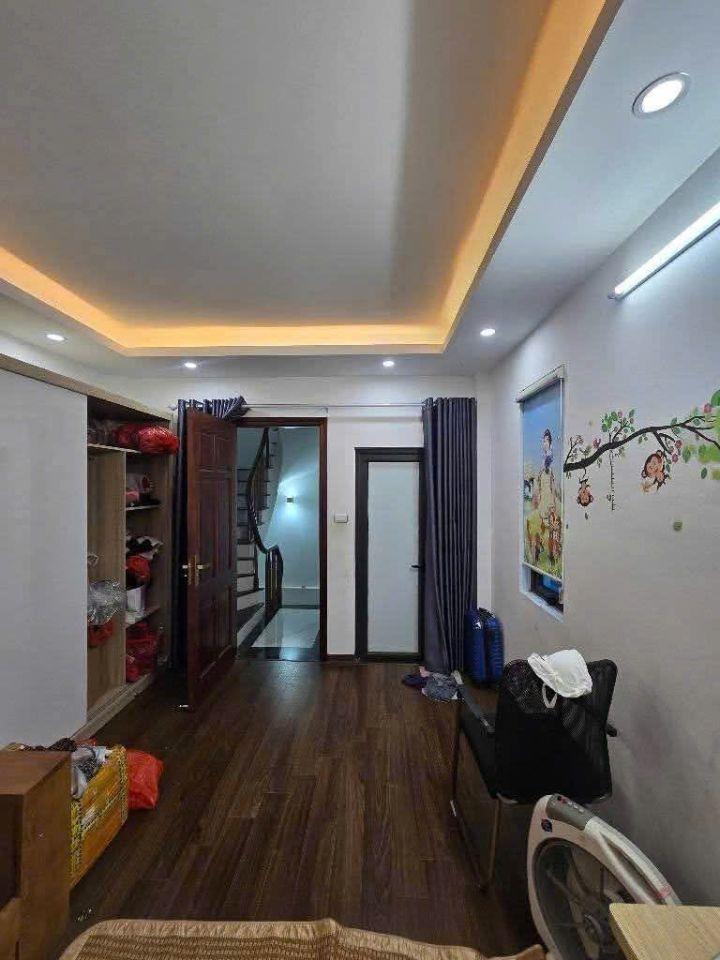 BÁN NHÀ YÊN VĨNH – KIM CHUNG, HOÀI ĐỨC, 36m² x 5TẦNG – ÔTÔ TRÁNH – TRỤC CHÍNH KINH DOANH.