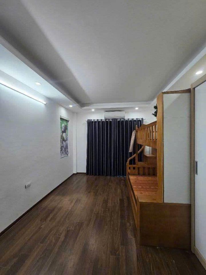 BÁN NHÀ YÊN VĨNH – KIM CHUNG, HOÀI ĐỨC, 36m² x 5TẦNG – ÔTÔ TRÁNH – TRỤC CHÍNH KINH DOANH.