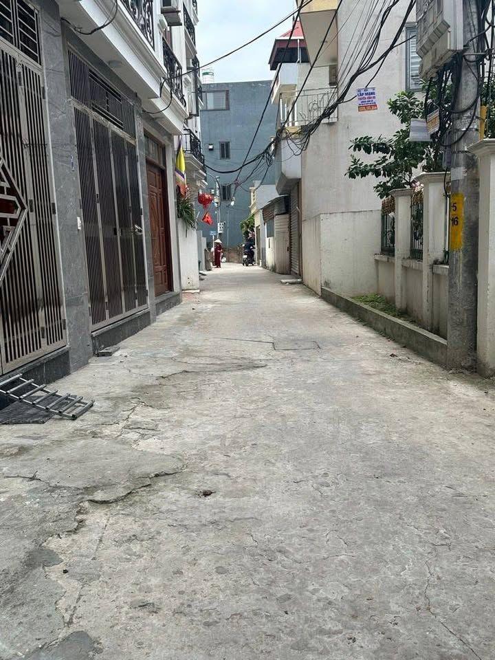 BÁN NHÀ DÂN XÂY VÂN CANH – HOÀI ĐỨC | 32,9M² x 5 TẦNG | N3P | TẶNG NỘI THẤT | CHỈ 5,1 TỶ