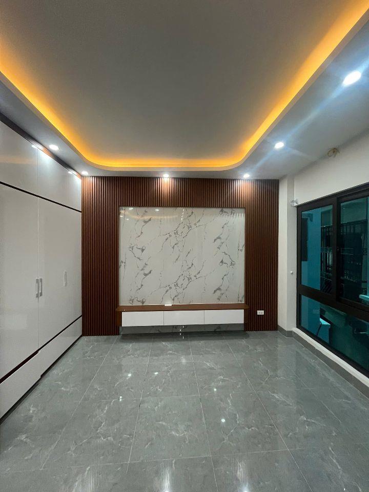 Bán nhà Yên Bệ - Kim Chung - Sơn Đồng | 40m² x 4,5Tầng | Full nội thất | Gần ôtô tránh.
