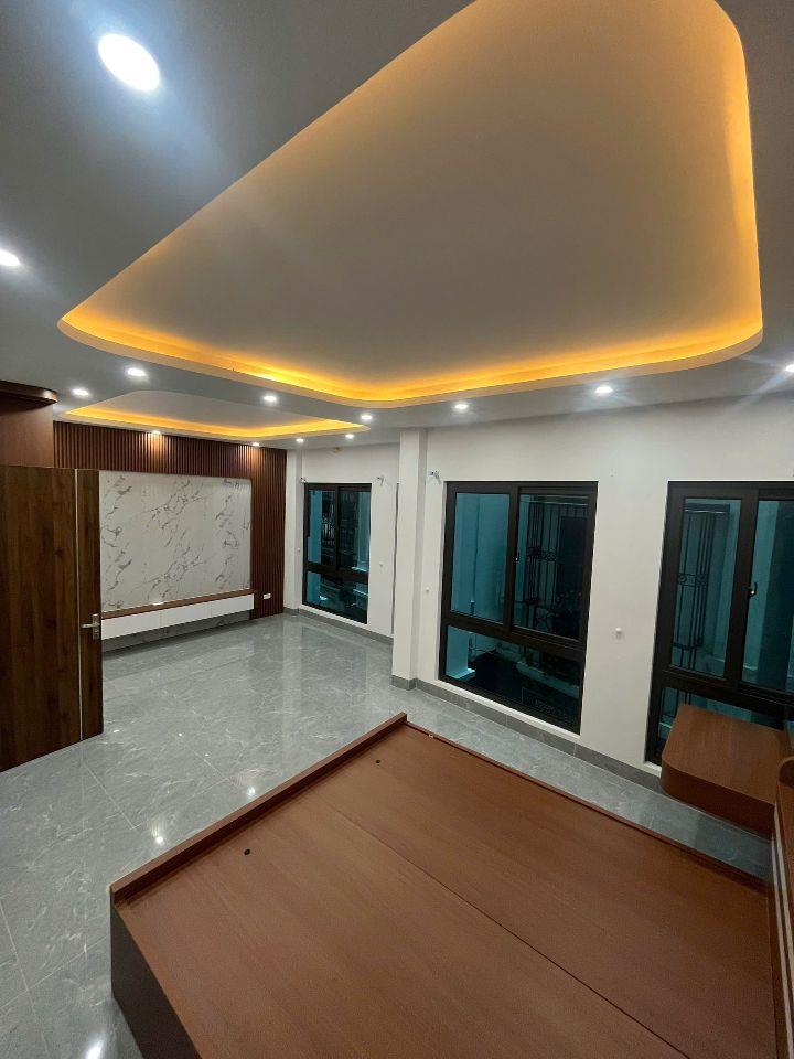 Bán nhà Yên Bệ - Kim Chung - Sơn Đồng | 40m² x 4,5Tầng | Full nội thất | Gần ôtô tránh.