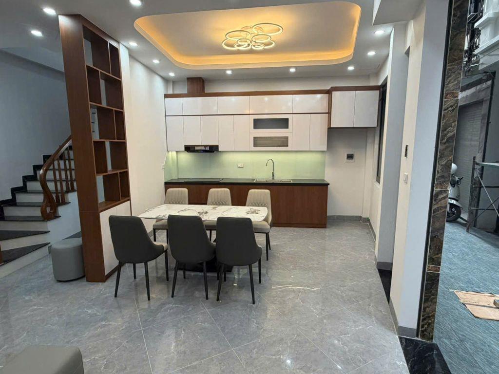Bán nhà Yên Bệ - Kim Chung - Sơn Đồng | 40m² x 4,5Tầng | Full nội thất | Gần ôtô tránh.