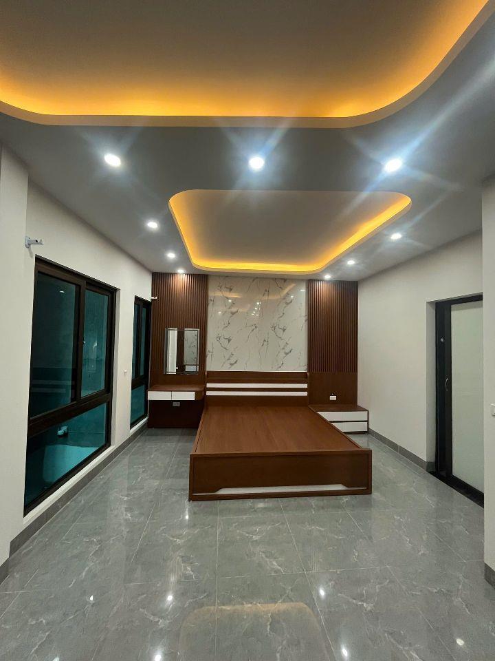 Bán nhà Yên Bệ - Kim Chung - Sơn Đồng | 40m² x 4,5Tầng | Full nội thất | Gần ôtô tránh.