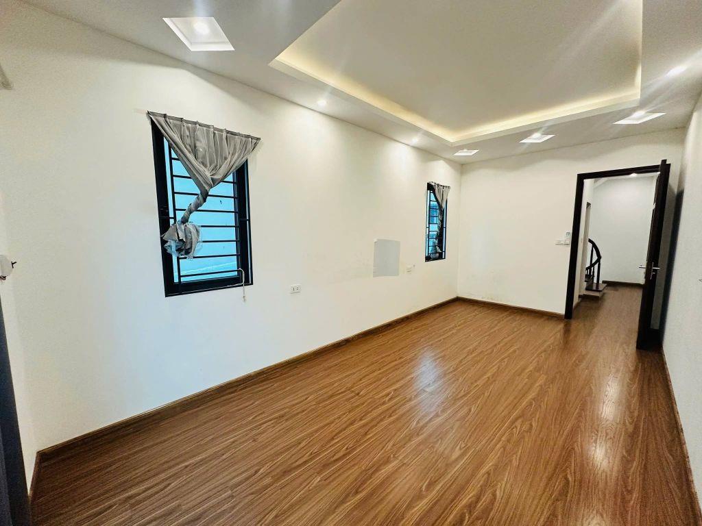 🏡 BÁN NHÀ DI TRẠCH - HOÀI ĐỨC | 31m² x 5 TẦNG | Ô TÔ ĐỖ CỬA | CẠNH BÃI GỬI XE ✨ Chủ nhà cần bán căn nhà xây mới 5 tầng 