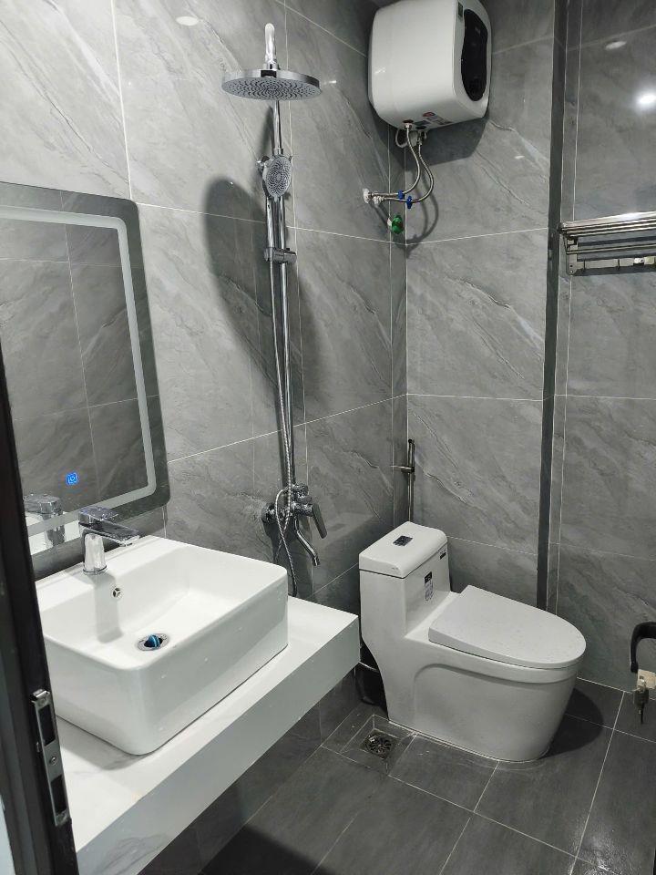 BÁN NHÀ TẠI KHU ĐẤT DV 6.9HA VÂN CANH - SƠN ĐỒNG. 48m2 x 6Tầng. FULL NỘI THẤT, GIÁP TL422B