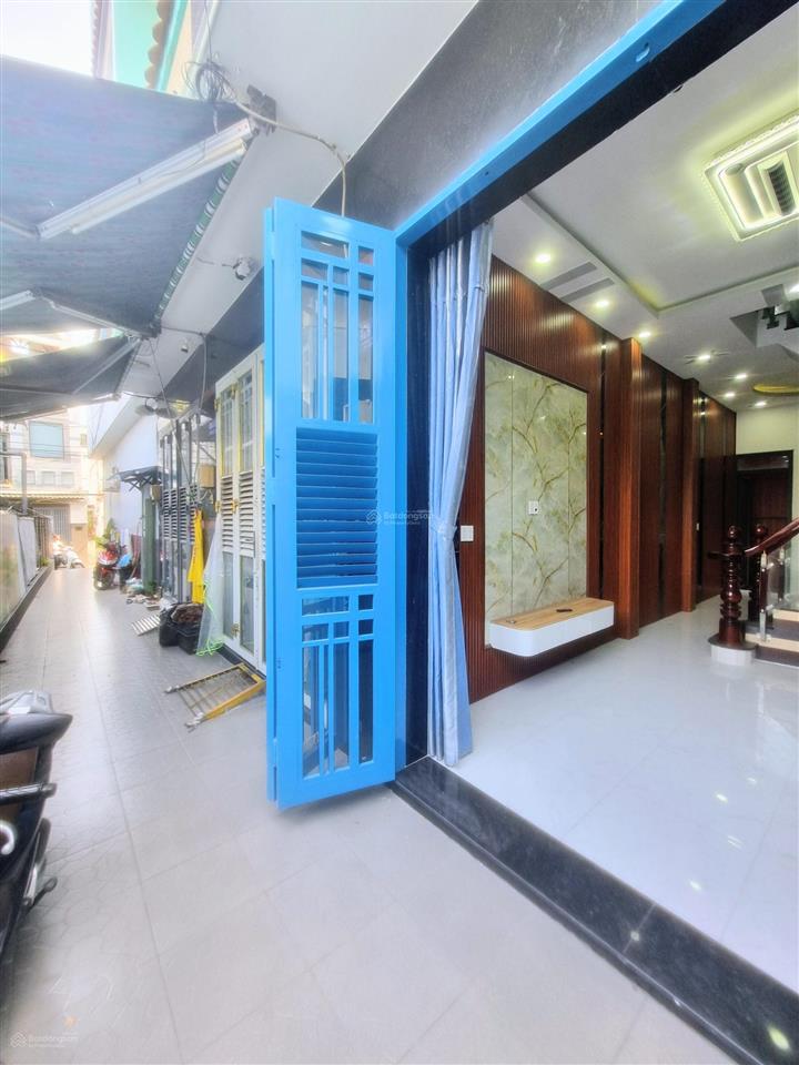 Chỉ 4,5 tỷ tl có ngay nhà 4 tầng, 44 m/ 3.5 x 12m phú định, quận 8   0985 254 ***