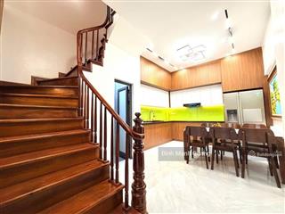 Bán nhà riêng tại xuân đỉnh, 11 tỷ, 60m2, 3pn, 3wc, 4 tầng, đầy đủ nội thất