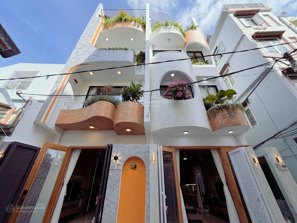 Bán đất tại đường võ chí công, 11 tỷ, 68m2, mặt tiền 5m, pháp lý đầy đủ