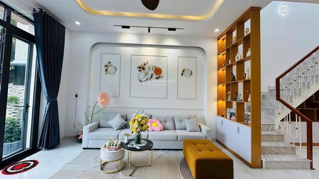 Siêu phẩm trích sài  47m2  5 tầng thang máy  nhỉnh 9 tỷ.