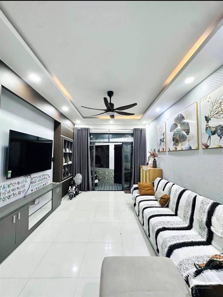 Bán nhà riêng tại phú xá  34m2  4 tầng ở ngay chỉ 7.3 tỷ