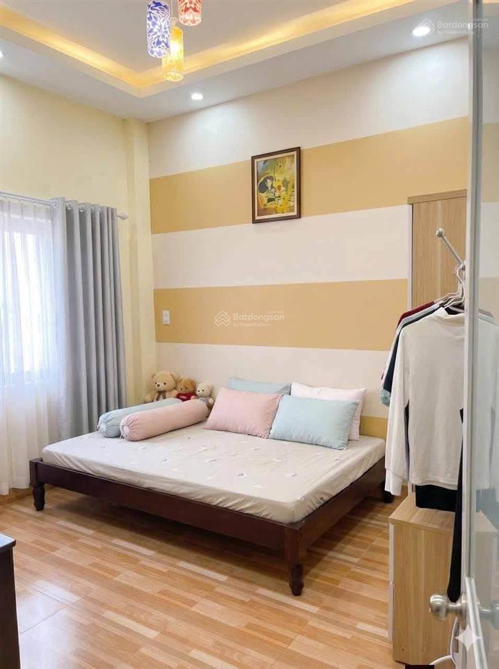Bán nhà riêng siêu hot tại trịnh công sơn, 20 tỷ, 135m2.