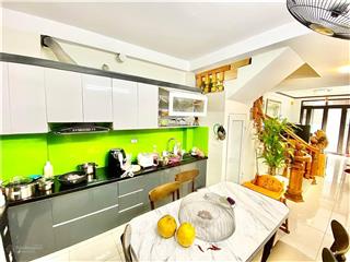 Bán gấp nr 56m2 tại võ chí công, 11,4 tỷ, mặt tiền 3,8m view đẹp