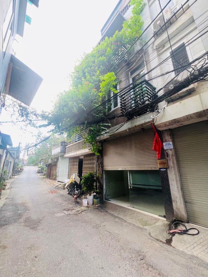 Bán nhà mặt ngõ ô tô tránh, vào nhà, kinh doanh, dân xây 4 tầng, 45m, giá hơn 8 tỷ