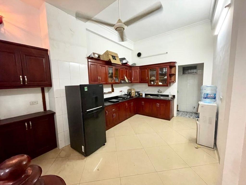 Bán nhà Đức Giang, Việt Hưng, Long Biên, 4 tầng, 55m2, khu phân lô quân đội, ô tô vào nhà