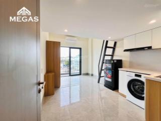 Cho thuê duplex ban công máy giặt ngay đại học ueh quận 10