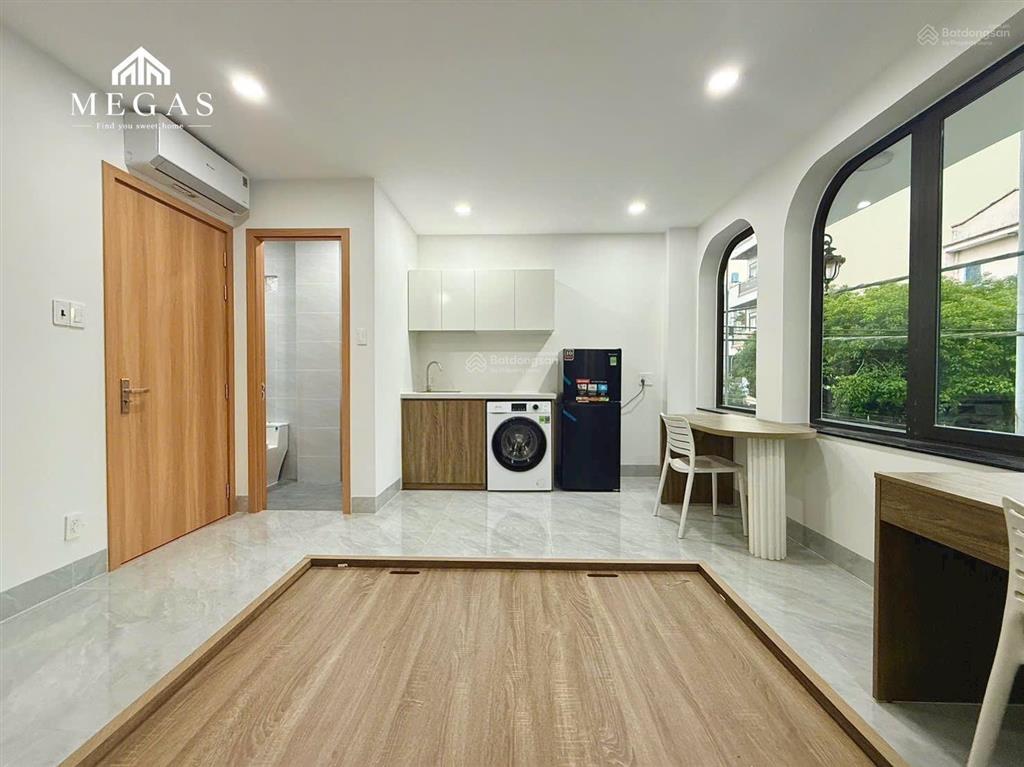 Cho thuê phòng đầy đủ tiện nghi thoáng ngay tòa nhà viettel q3