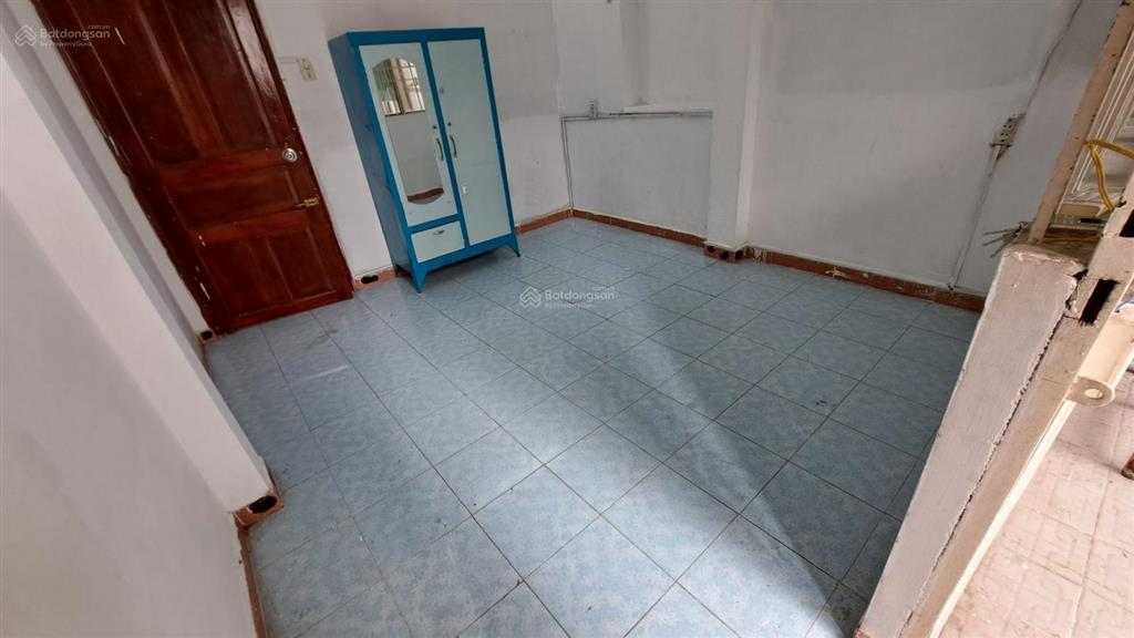 Cho thuê phòng máy lạnh, có ban công, giờ giấc tự do không chung chủ