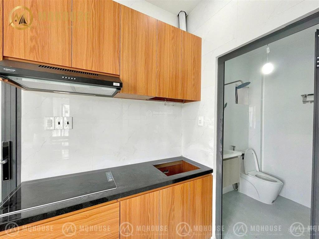 Cho thuê căn hộ 2pn ban công full nt ở luỹ bán bích, tân phú  0703 992 ***