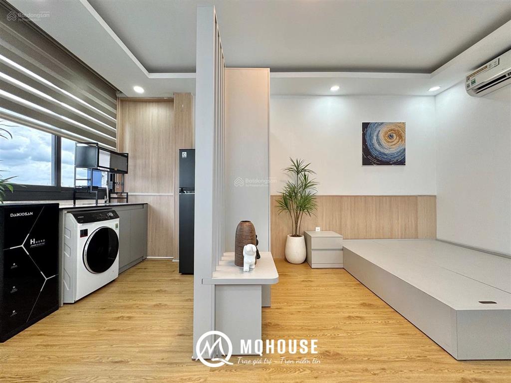 Cho thuê căn hộ view siêu đỉnh  tách bếp, giặt riêng  ngay aeon tân phú  0703 992 ***