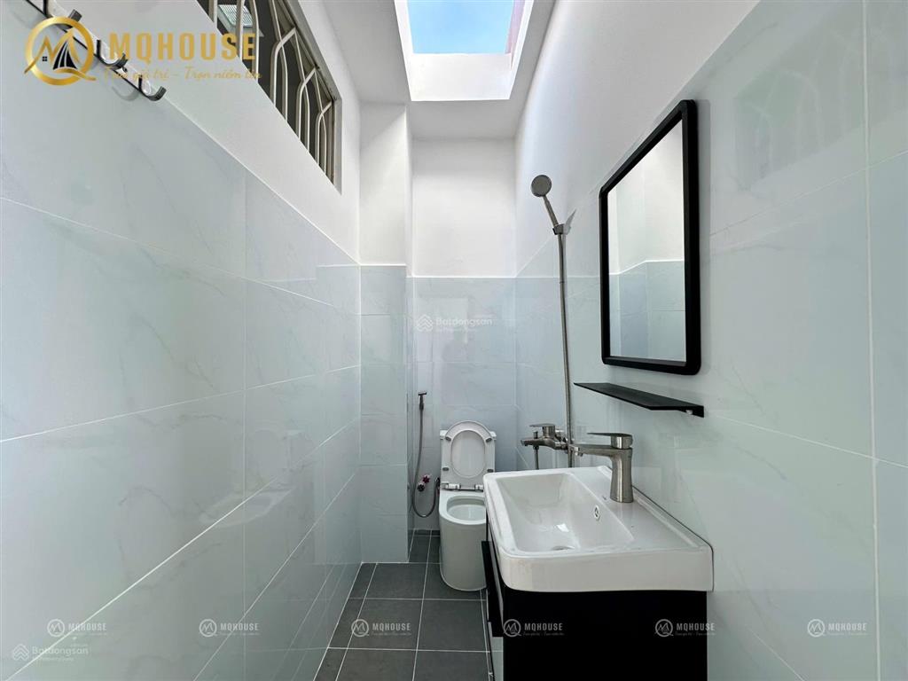 Cho thuê căn hộ ban công  full nt  giặt riêng ngay luỹ bán bích, âu cơ  0703 992 ***