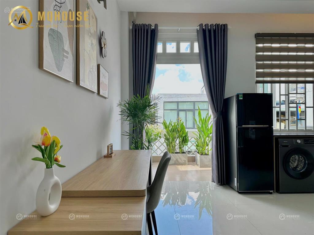 Cho thuê căn hộ ban công  full nt  giặt riêng ngay luỹ bán bích, âu cơ  0703 992 ***