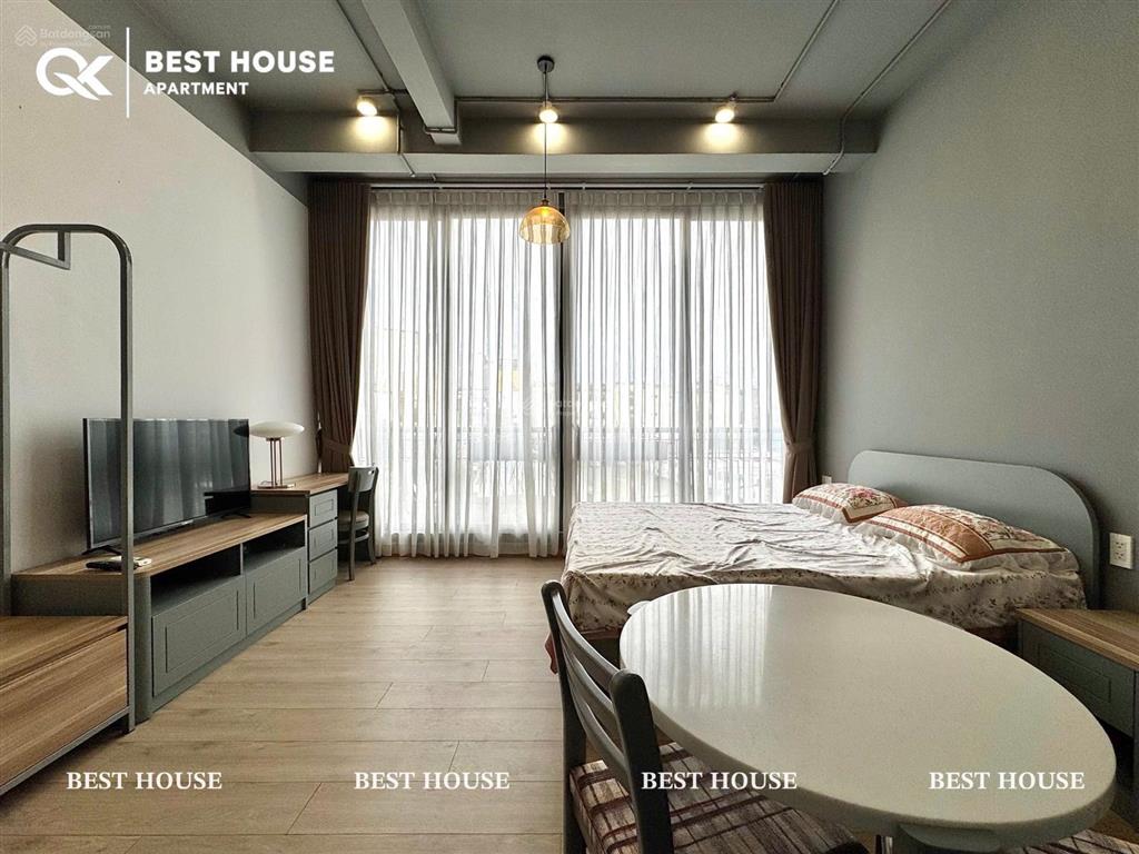 Cho thuê căn hộ ban công, cửa sổ full nội thất có gu ngay etown cộng hoà  0703 992 ***