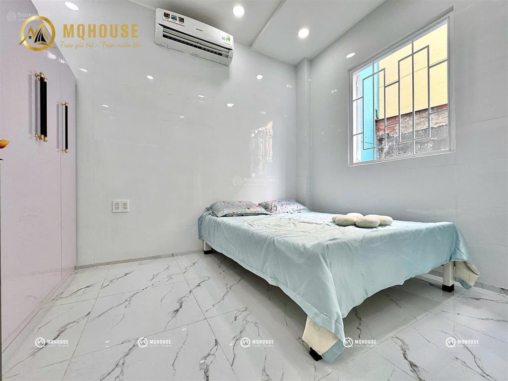 Cho thuê căn hộ ban công  máy giặt riêng ngay đh văn hiến  0703 992 ***