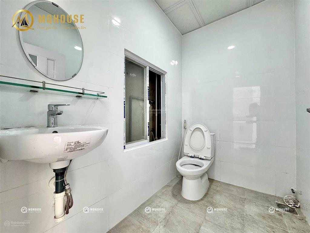 Cho thuê căn hộ ban công  máy giặt riêng ngay đh văn hiến  0703 992 ***