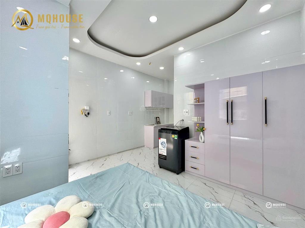 Cho thuê căn hộ ban công  máy giặt riêng ngay đh văn hiến  0703 992 ***