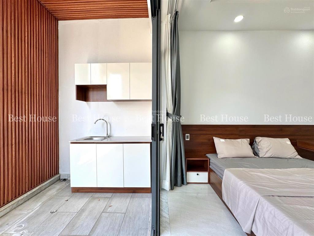 Cho thuê căn hộ ban công, tách bếp ngay etown cộng hoà, kcn tân bình  0703 992 ***