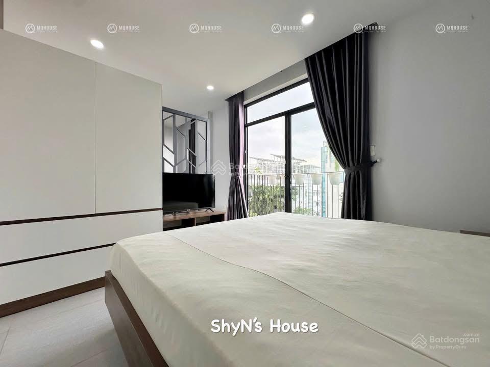 Cho thuê căn hộ full nội thất có ban công lớn ngay ngã tư bảy hiền, tân bình  0703 992 ***