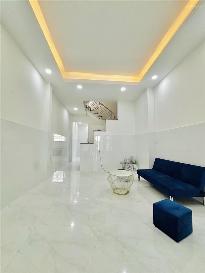 Nhà đẹp 3 tầng, hẻm 6m thông ngay kinh dương vương, bx miền tây, hẻm 6m, 60m2, đẹp ở ngay.