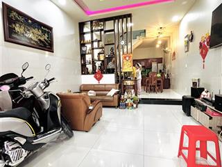 Nhà đẹp 3 tầng dt 96.6m2, ngang lớn gần 6m, hxh ngay kinh dương vương, bx miền tây, mà chỉ 7,6tỷ