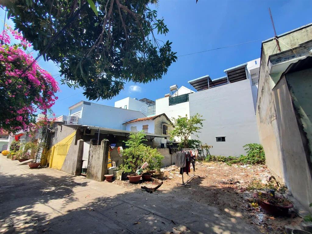Lô đất ngang 7,8m hướng đông nam  vĩnh hoà (cũ) phường bắc nha trang
