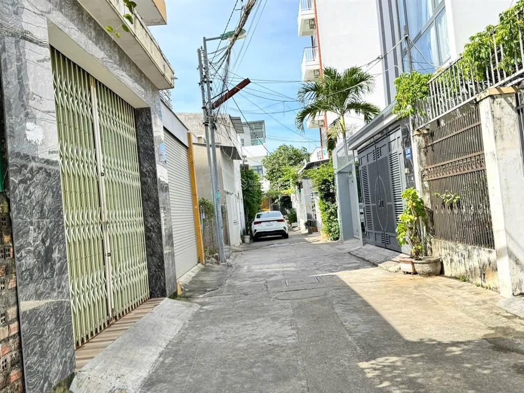 Bán đất ngang 6,84m hẻm điện biên phủ  cách biển 450m  vĩnh hoà  nha trang  giá 5,25tỷ