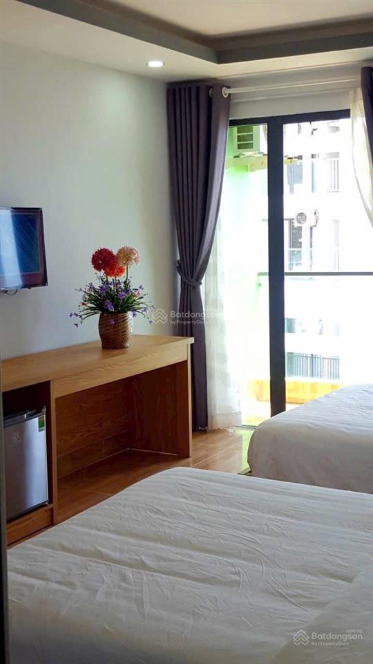 Chỉ 32 tỷ  bán khách sạn 2 mặt sát biển  đang kinh doanh full phòng  bắc nha trang
