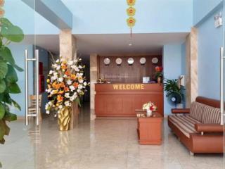 Chỉ 32 tỷ  bán khách sạn 2 mặt sát biển  đang kinh doanh full phòng  bắc nha trang