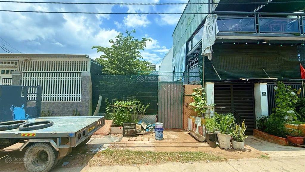 Bán đất mặt tiền hòn thơm ( 2,35tỷ )vĩnh ngọc( sát cầu phú kiểng) nha trang khánh hoà