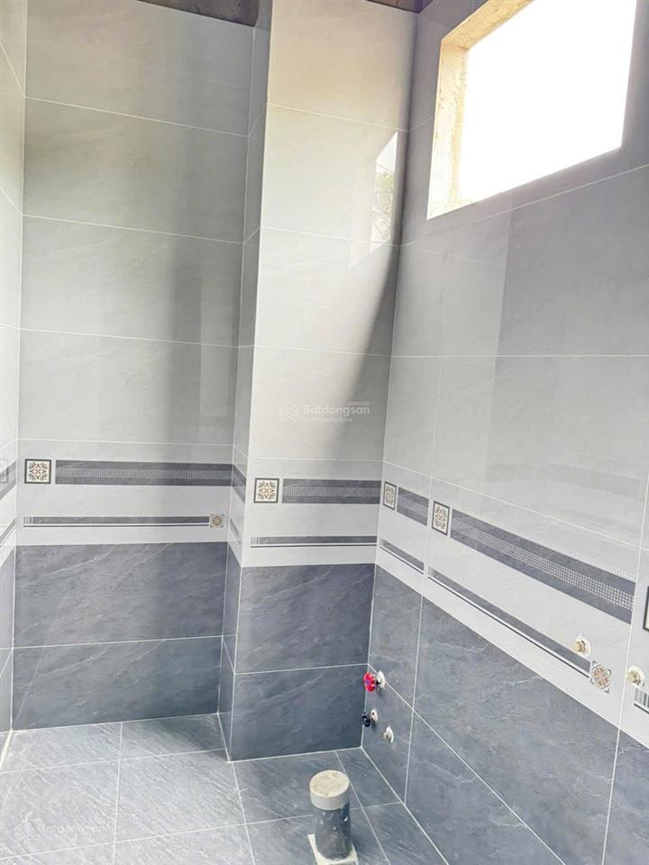 Bán nhà 2 tầng mới, cách biển 500m, hẻm điện biên phủ  vĩnh hòa nha trang