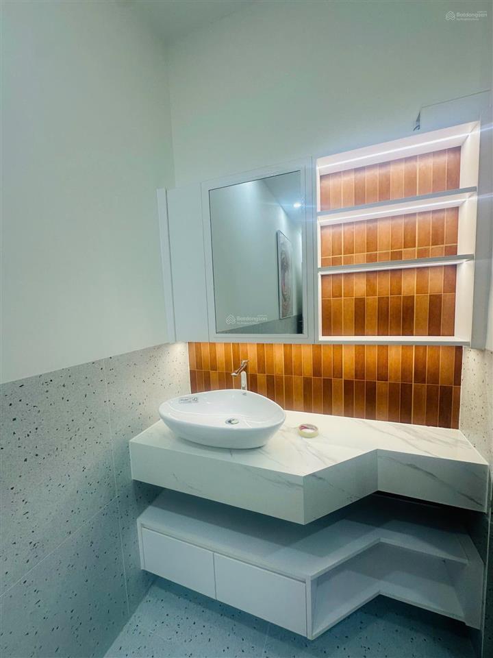 Bán nhà hẻm 4,2m phạm tu  vĩnh hải (cũ)  nha trang  khánh hòa