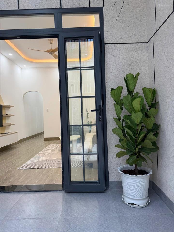 Bán nhà hẻm 4,2m phạm tu  vĩnh hải (cũ)  nha trang  khánh hòa